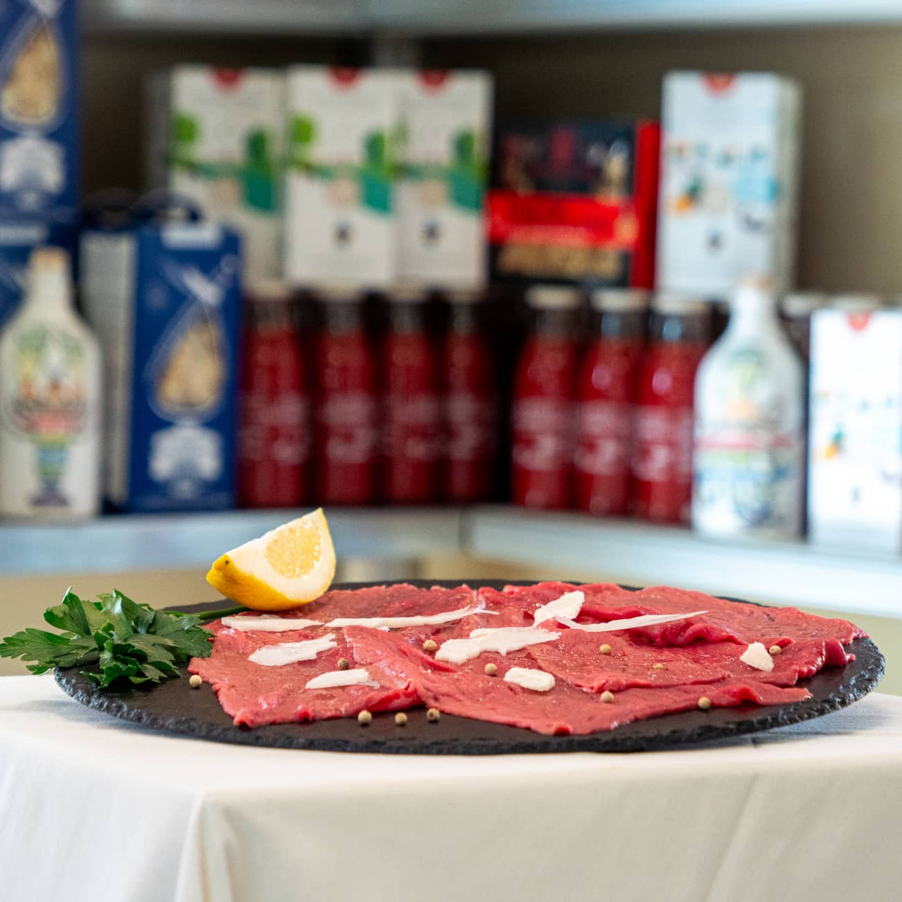 Carpaccio di carne cruda di Fassona